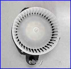 15-80581 Heating and Air Conditioning Blower Motor with Wheel GM (89018747)