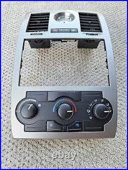 2005 Chrysler 300 AC Heater Climate Control OEM 04596494 Bezel Trim Radio 05